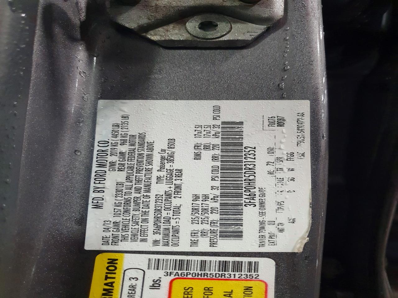 2013 FORD FUSION SE photo 12