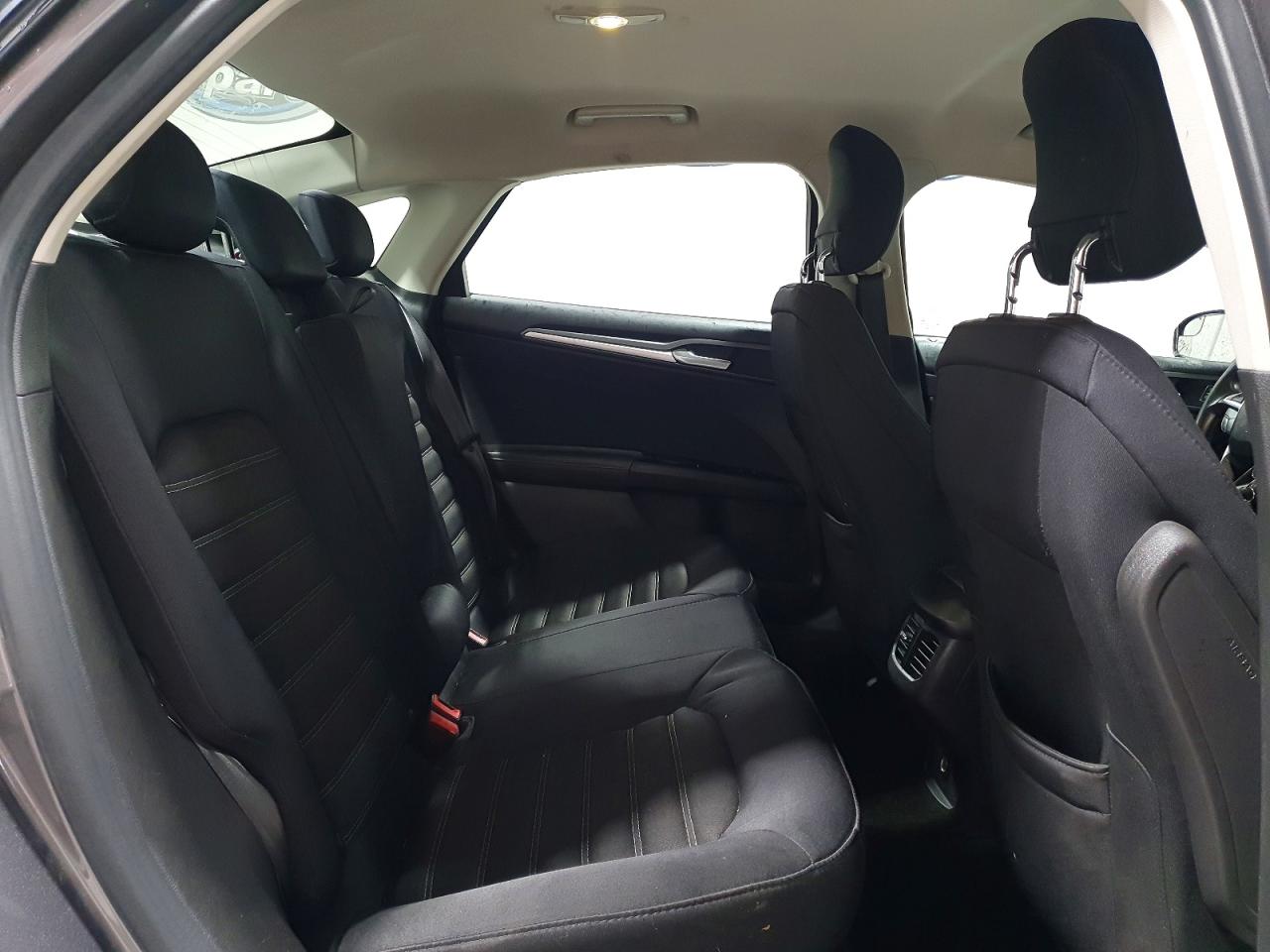 2013 FORD FUSION SE photo 10