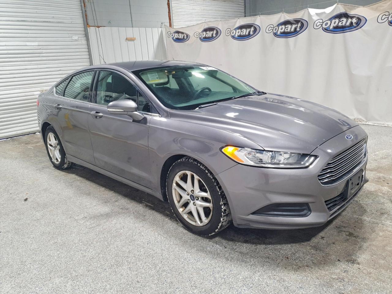2013 FORD FUSION SE photo 4