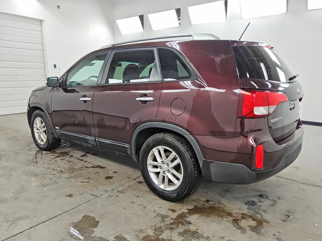 2015 KIA SORENTO LX photo 2
