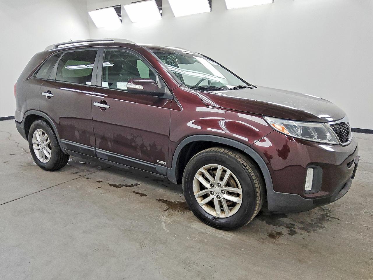 2015 KIA SORENTO LX photo 4