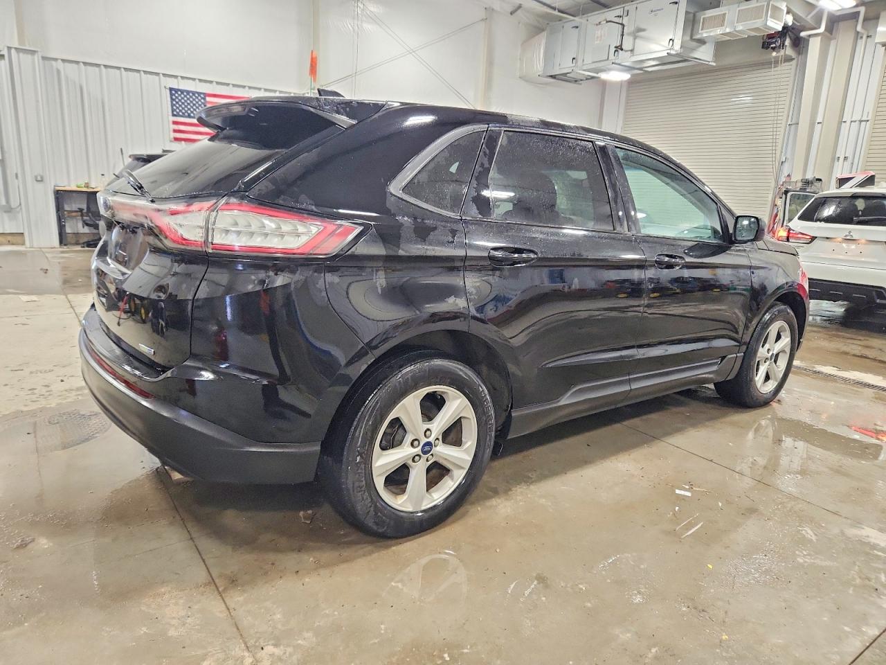 2016 FORD EDGE SE photo 5