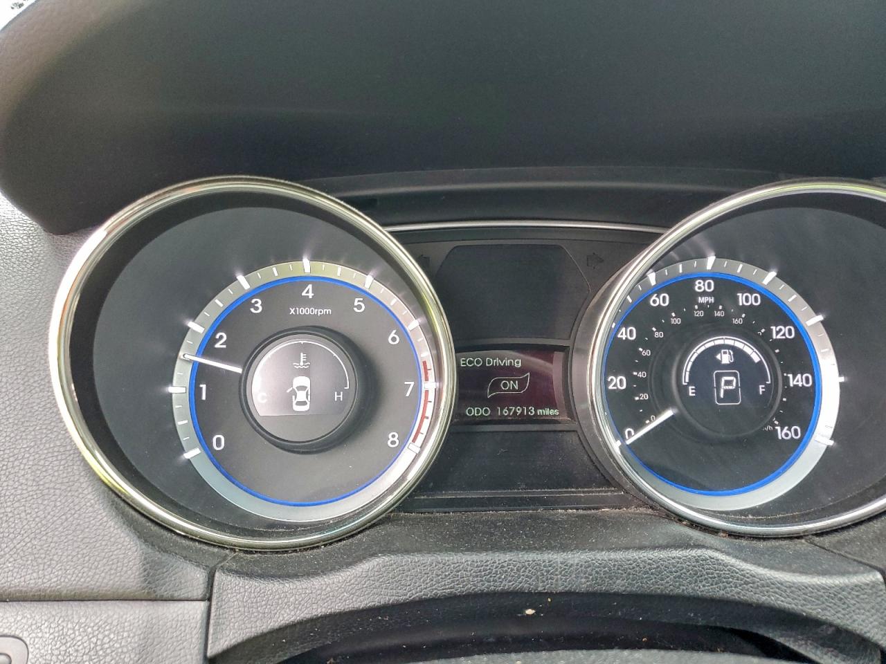 2011 HYUNDAI SONATA SE photo 9