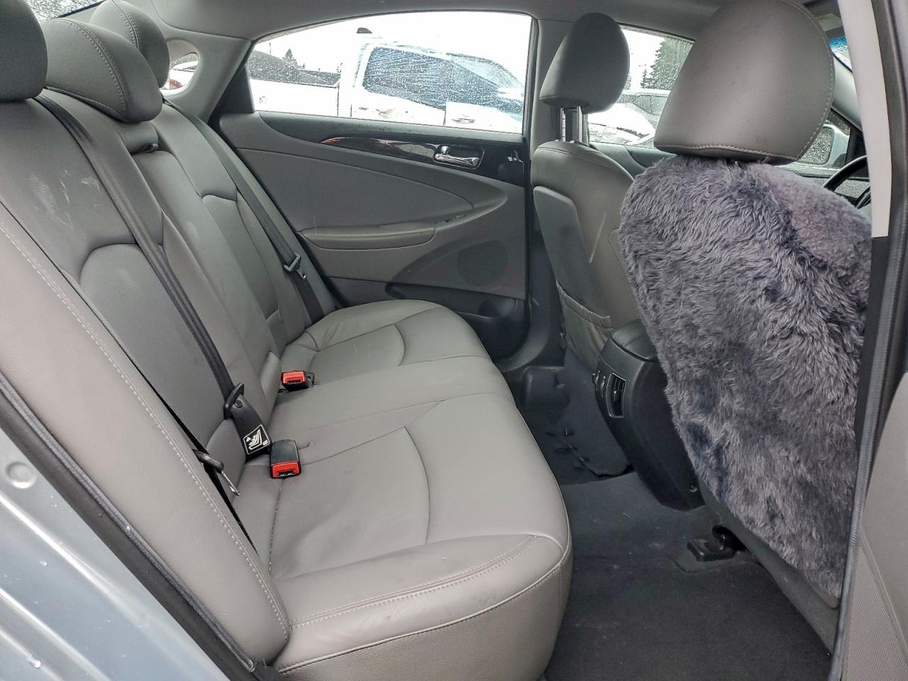 2011 HYUNDAI SONATA SE photo 10