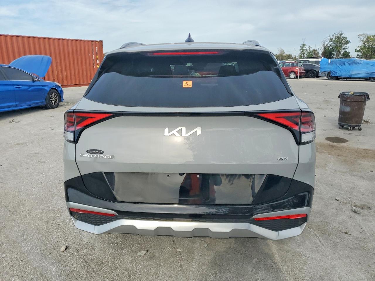 2023 KIA SPORTAGE SX PRESTIGE photo 6
