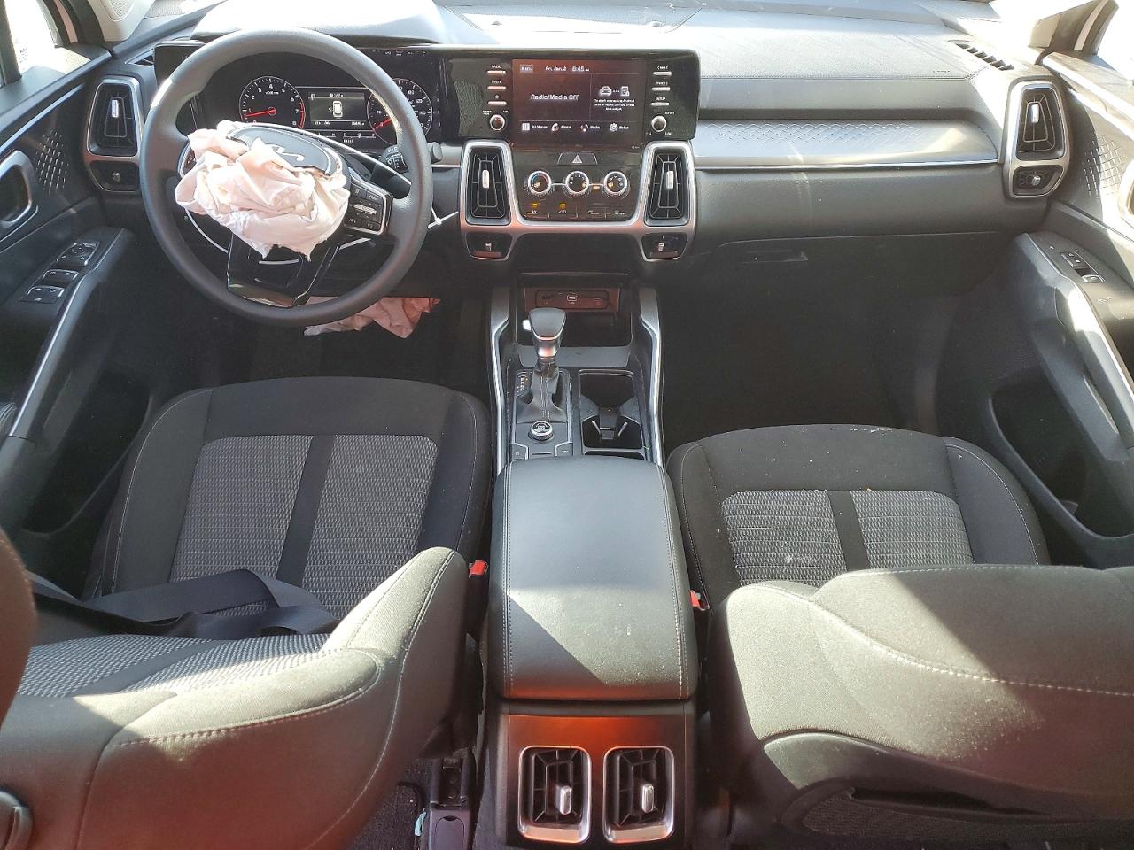 2022 KIA SORENTO LX photo 8