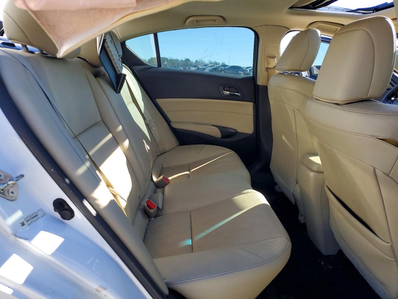 2014 ACURA ILX 20 TECH photo 10