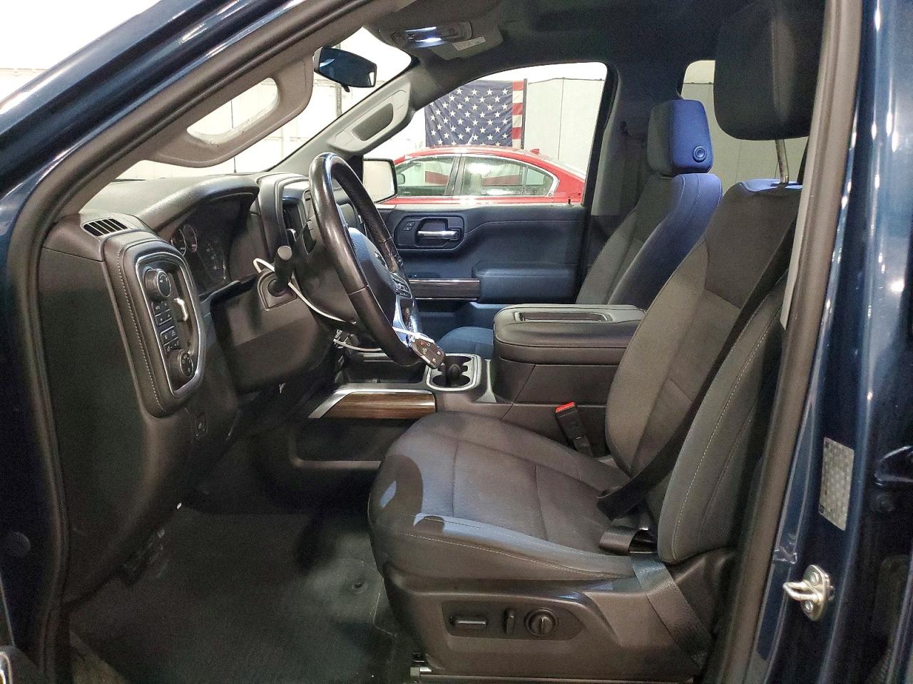 2019 CHEVROLET SILVERADO K1500 RST photo 13