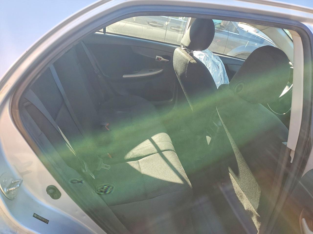 2010 TOYOTA COROLLA BASE photo 10