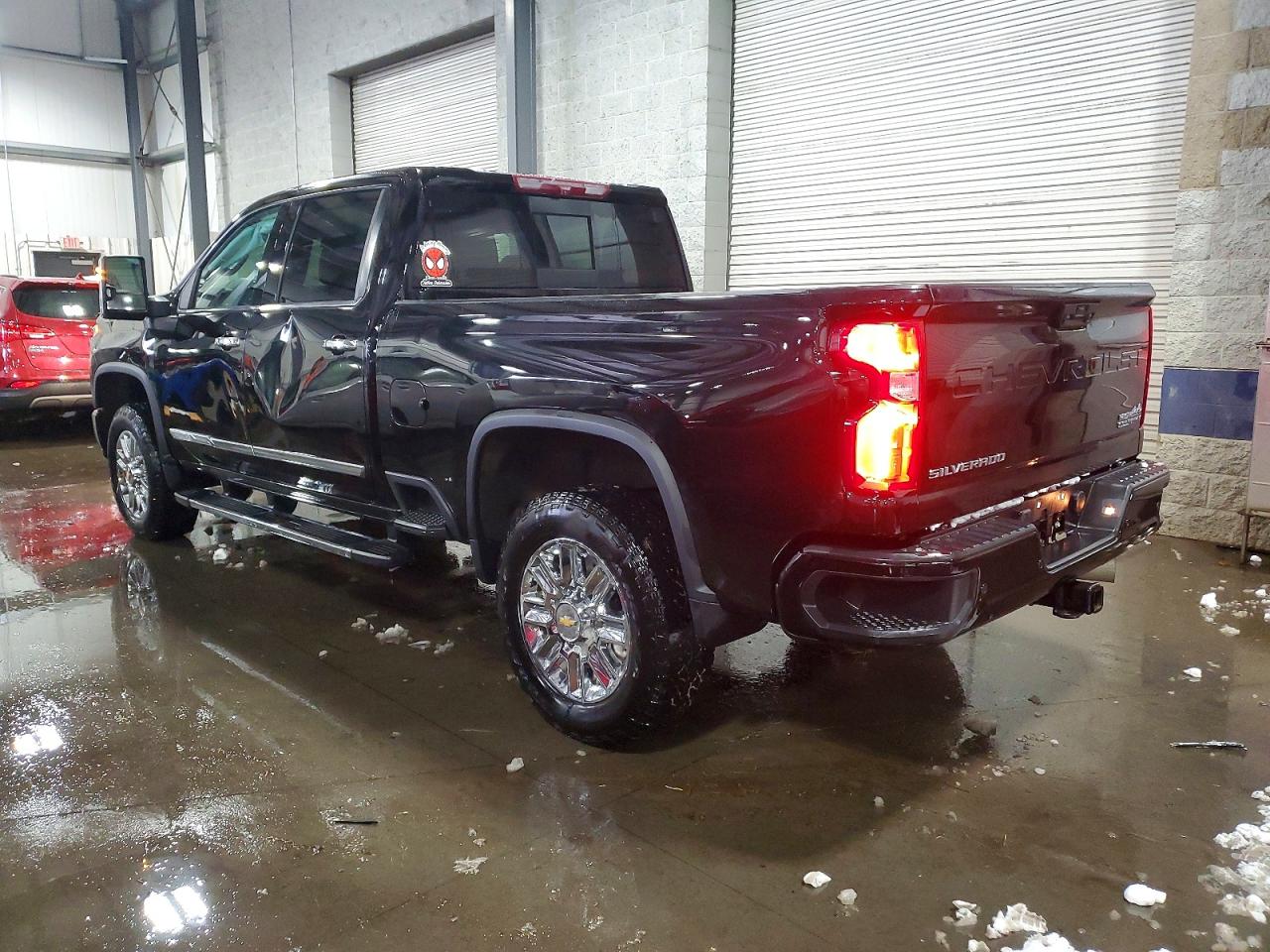 2024 CHEVROLET SILVERADO K3500 HIGH COUNTRY photo 2