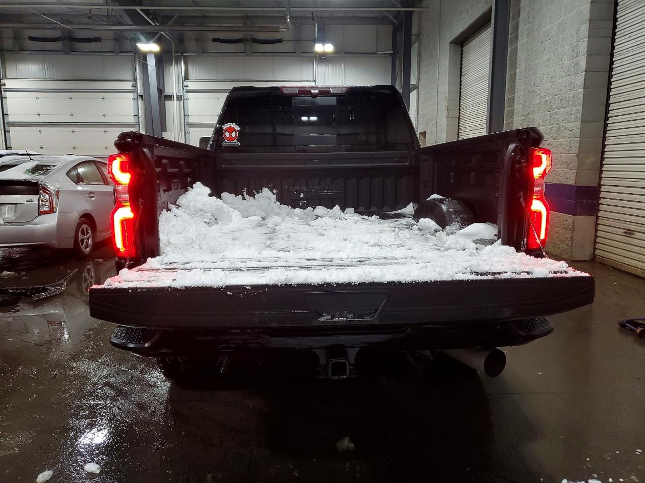 2024 CHEVROLET SILVERADO K3500 HIGH COUNTRY photo 6