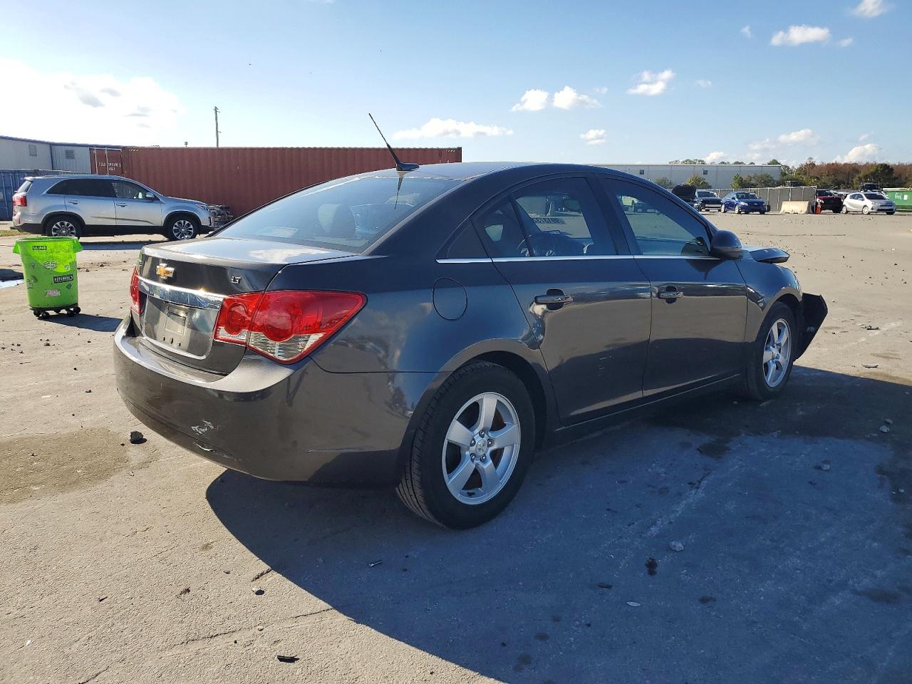 2014 CHEVROLET CRUZE LT photo 3