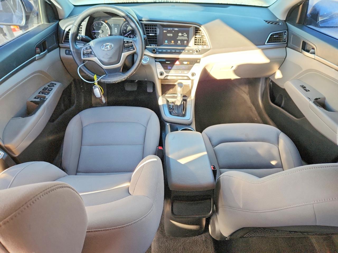 2018 HYUNDAI ELANTRA SEL photo 15