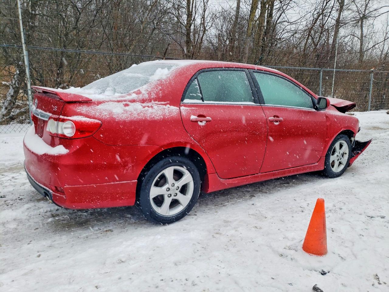 2012 TOYOTA COROLLA BASE photo 3