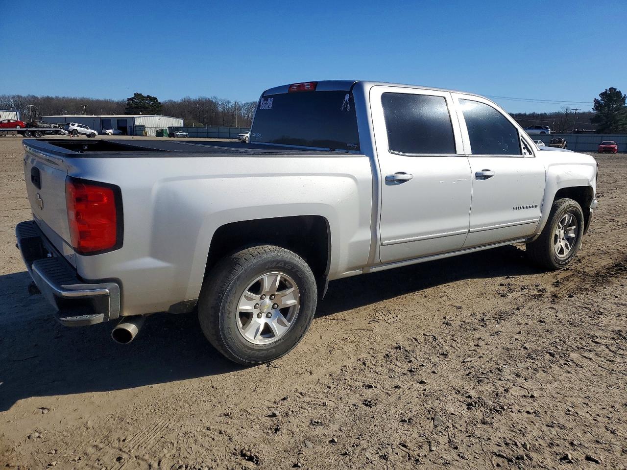 2015 CHEVROLET SILVERADO C1500 LT photo 3