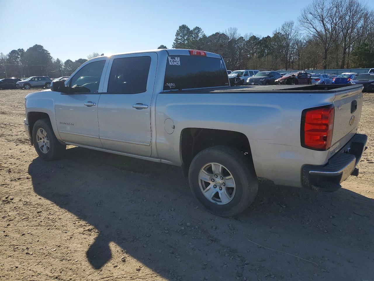 2015 CHEVROLET SILVERADO C1500 LT photo 2