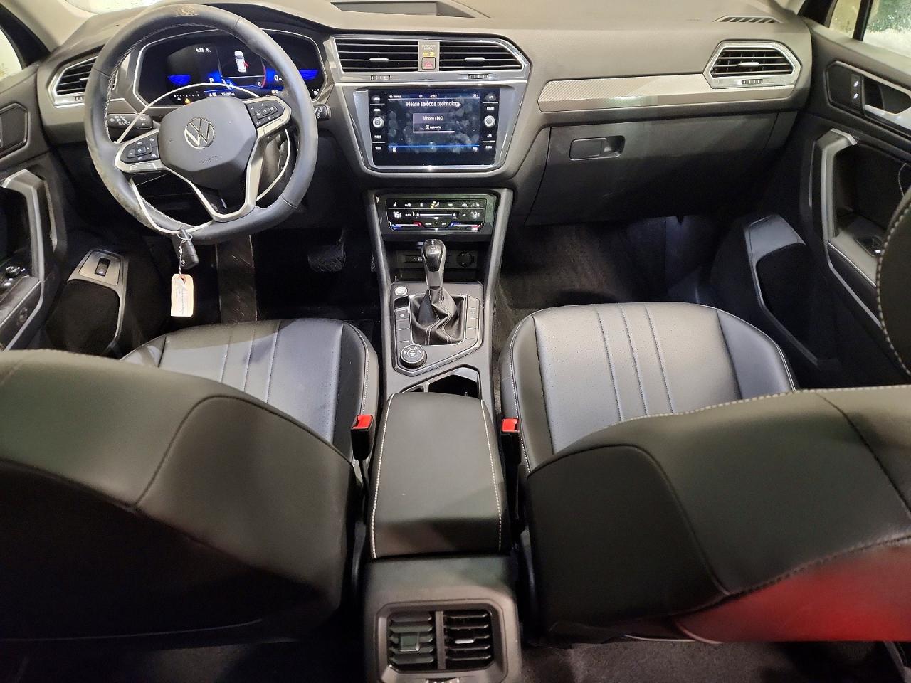 2024 VOLKSWAGEN TIGUAN SE photo 8