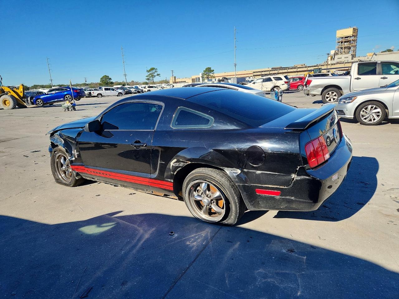 2006 FORD MUSTANG photo 3