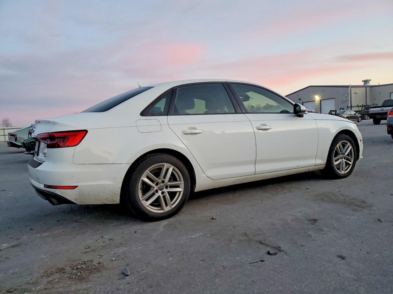 2017 AUDI A4 ULTRA PREMIUM photo 3
