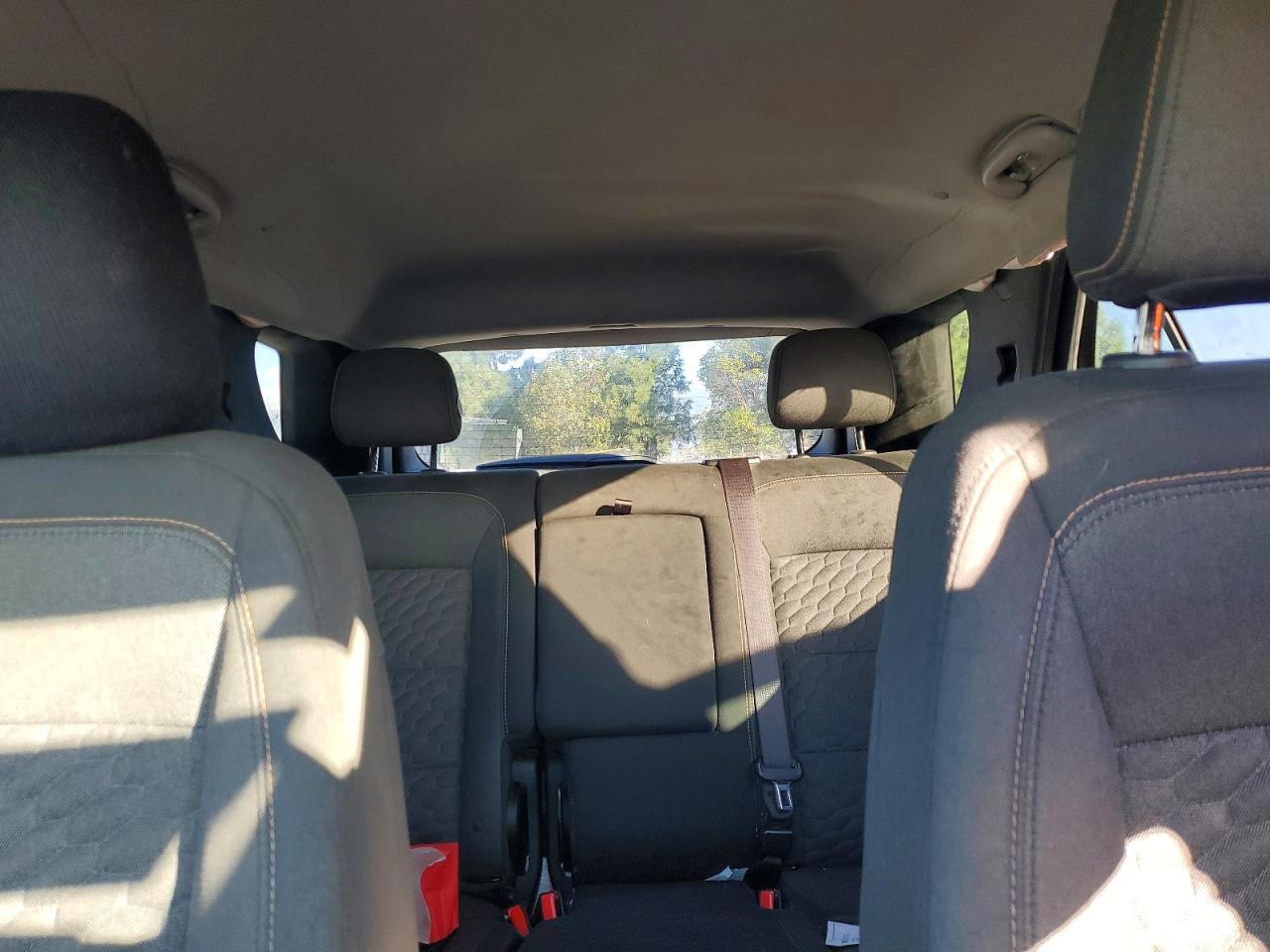 2020 CHEVROLET EQUINOX LT photo 10