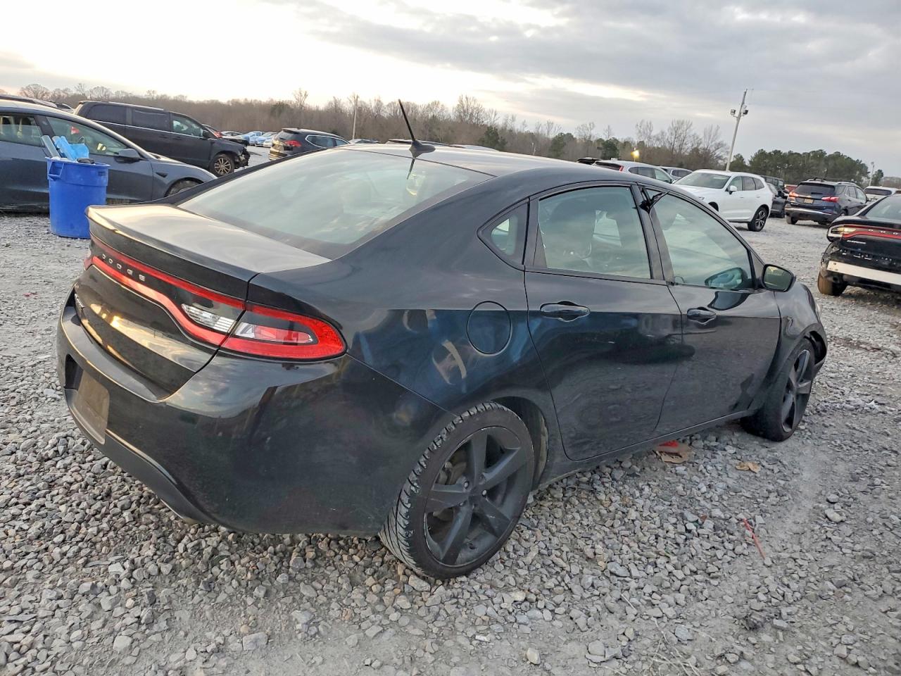 2015 DODGE DART SXT photo 3