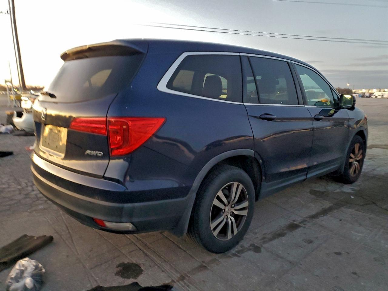 2016 HONDA PILOT EXL photo 3