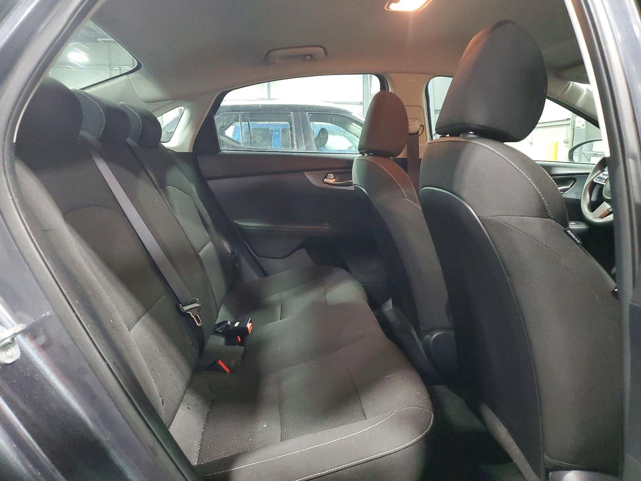 2020 KIA FORTE FE photo 10