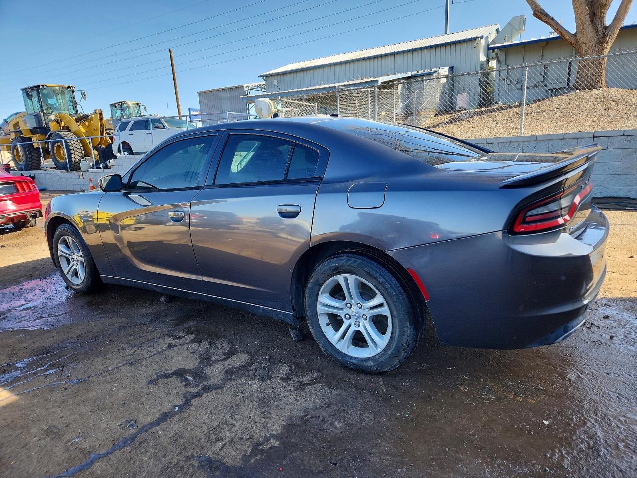 2015 DODGE CHARGER SE photo 2