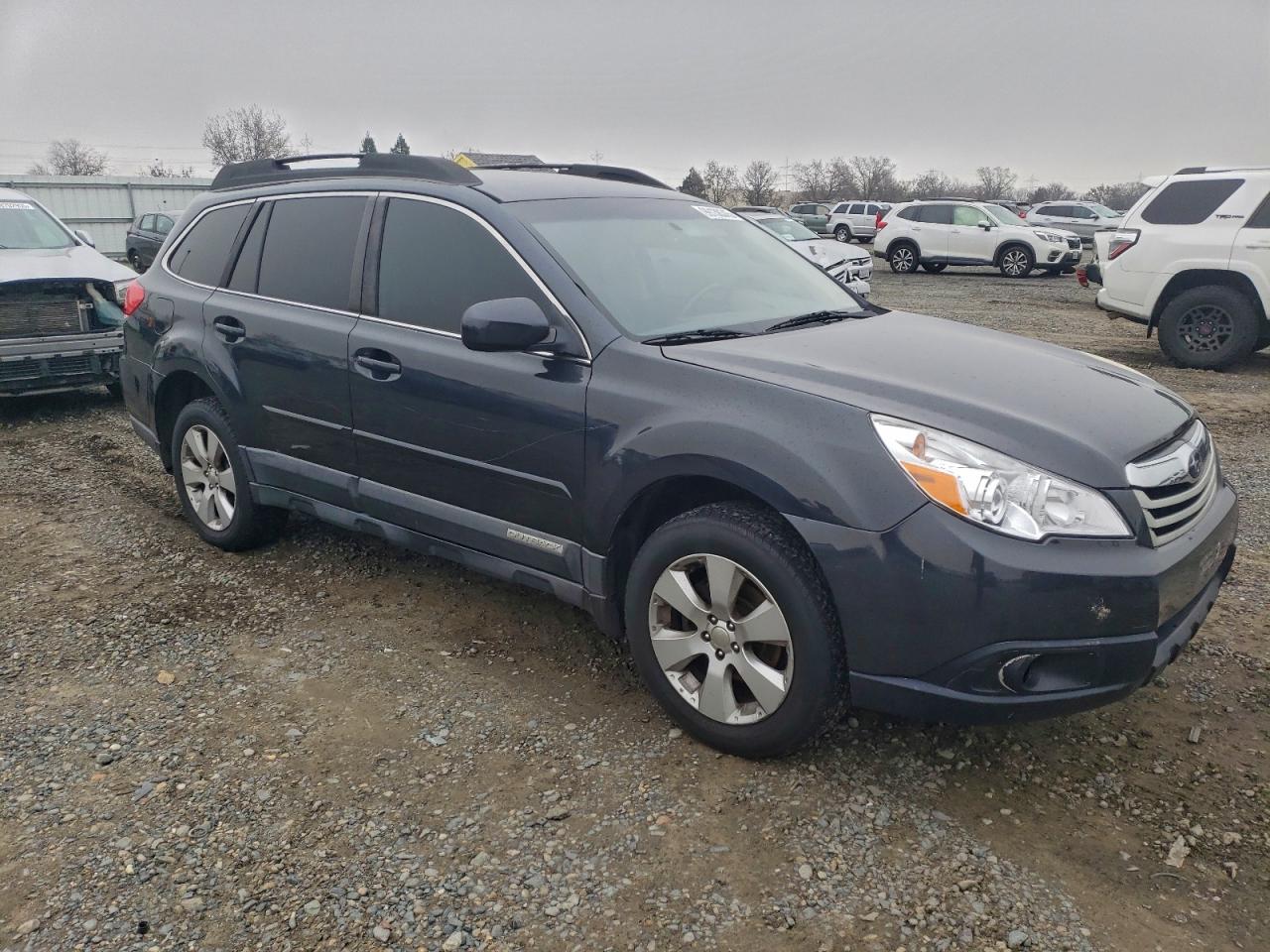2011 SUBARU OUTBACK 2.5I PREMIUM photo 4