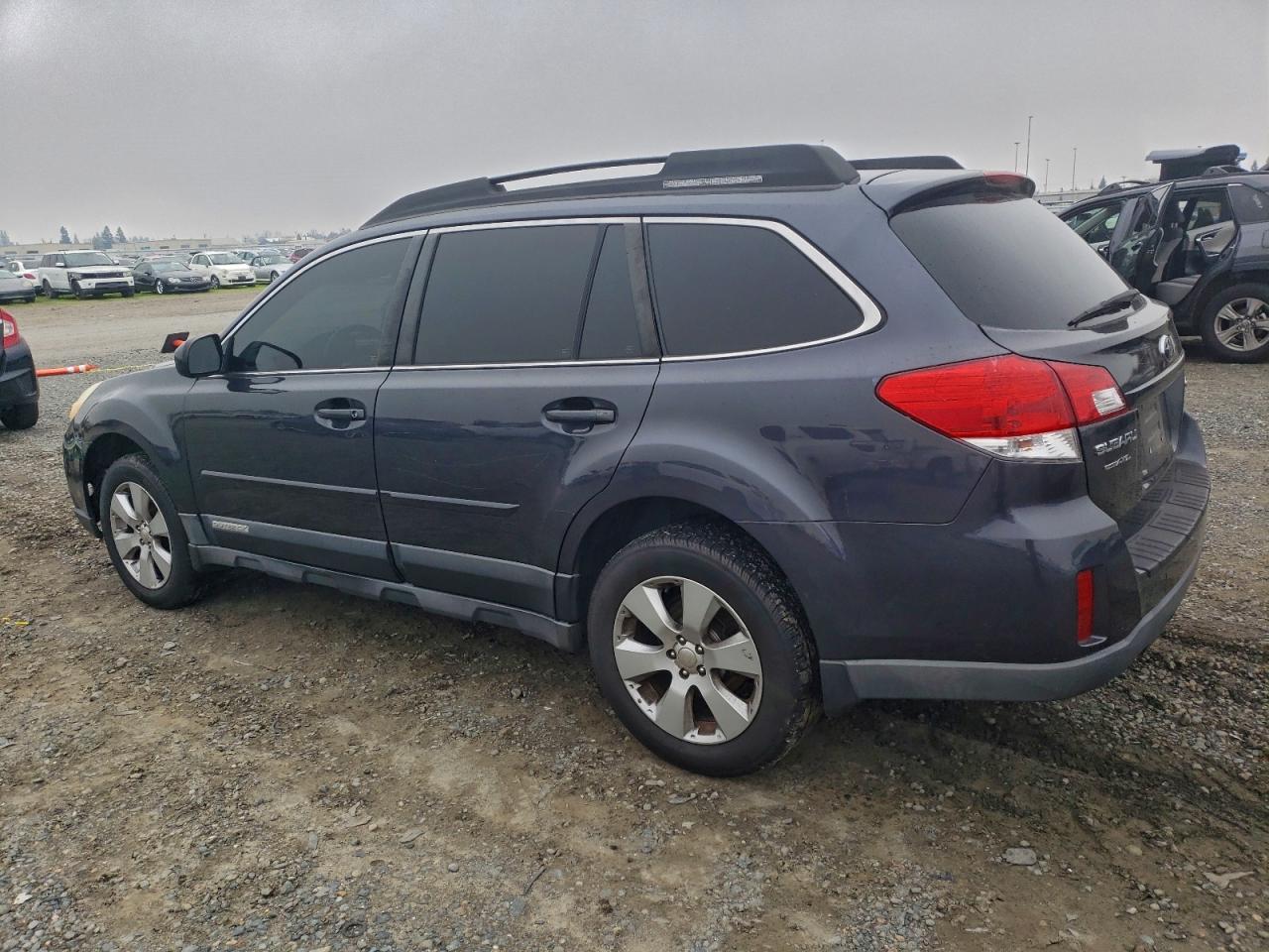 2011 SUBARU OUTBACK 2.5I PREMIUM photo 2