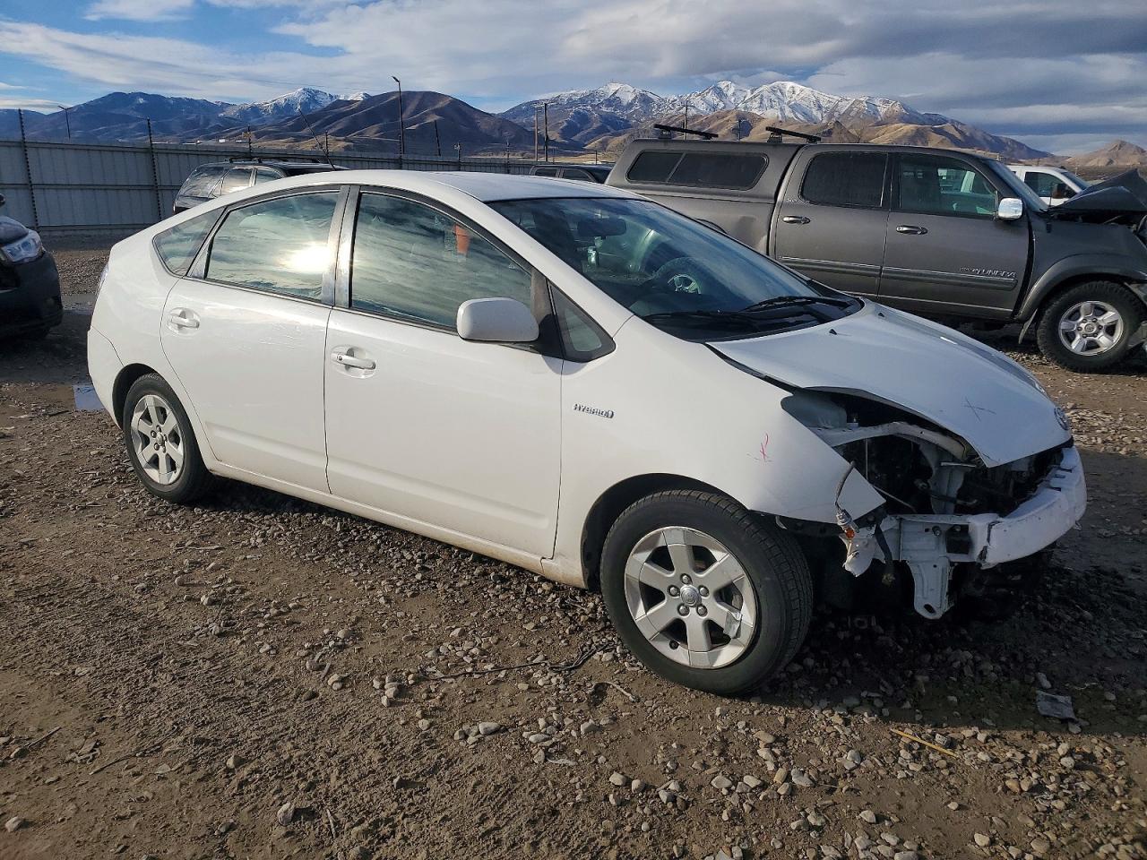 2009 TOYOTA PRIUS photo 4