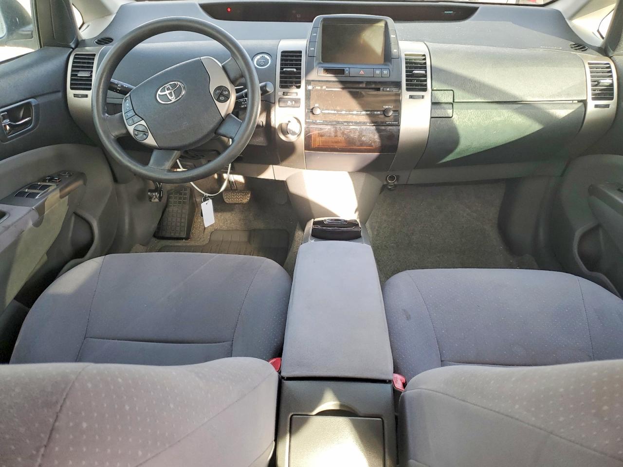 2009 TOYOTA PRIUS photo 8