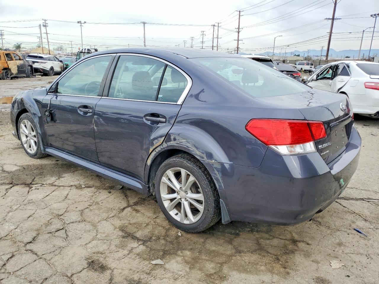 2013 SUBARU LEGACY 2.5I PREMIUM photo 2