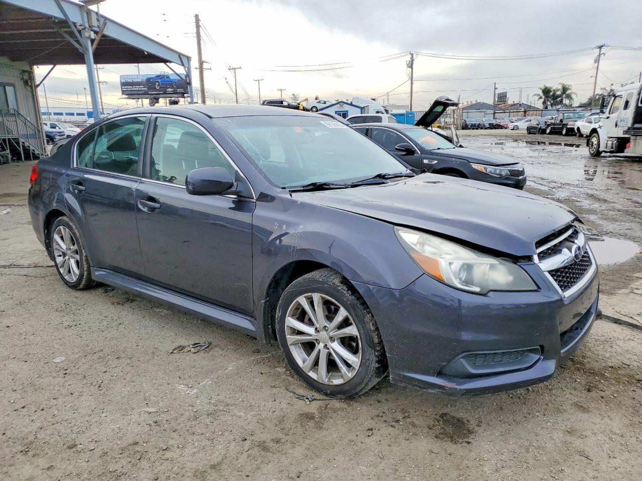 2013 SUBARU LEGACY 2.5I PREMIUM photo 4