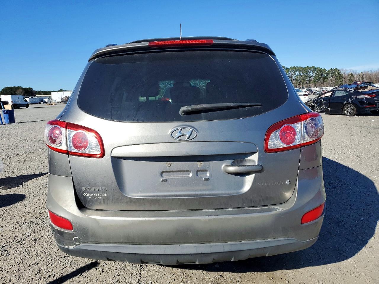 2011 HYUNDAI SANTA FE SE photo 6