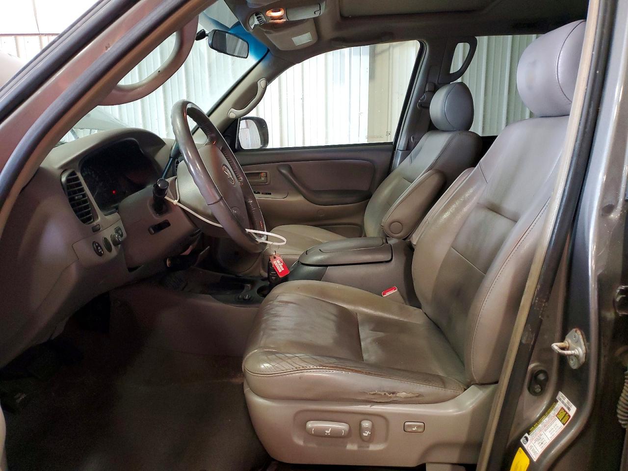 2007 TOYOTA SEQUOIA SR5 photo 7