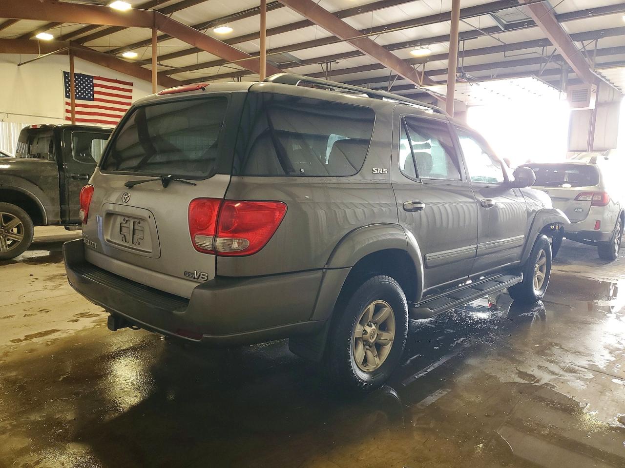 2007 TOYOTA SEQUOIA SR5 photo 3