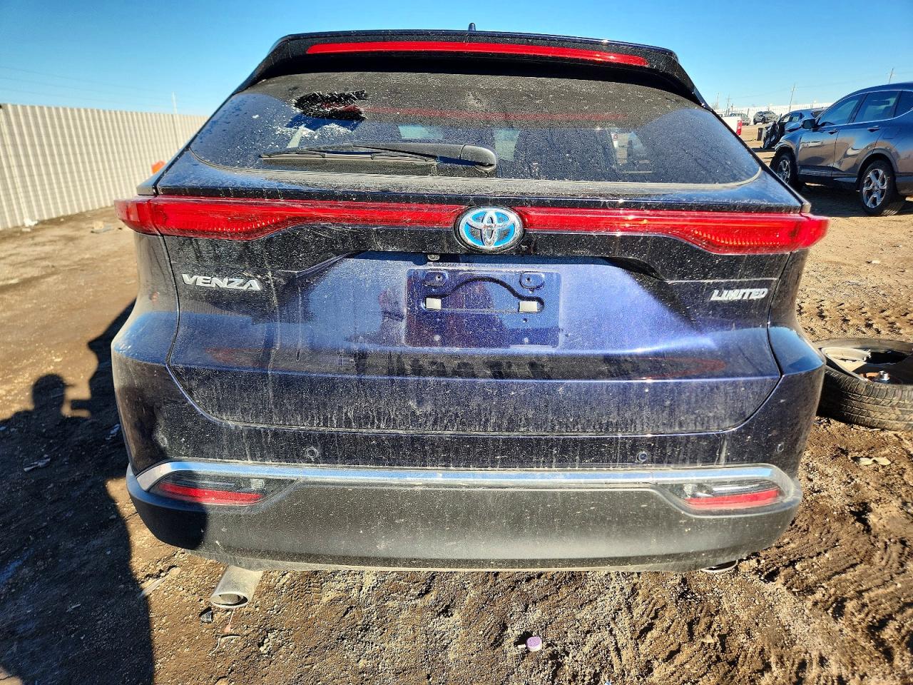 2024 TOYOTA VENZA LE photo 6
