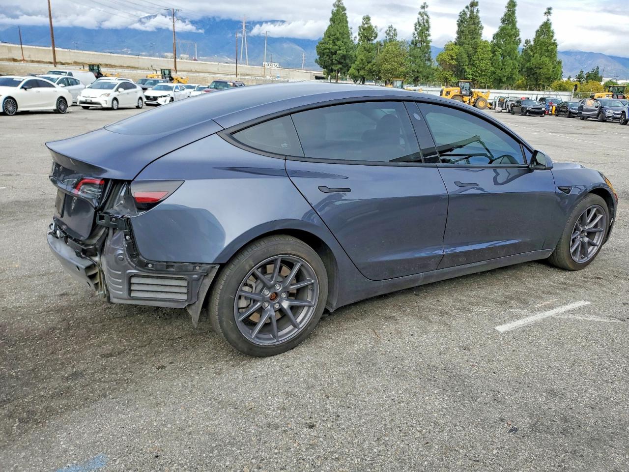 2023 TESLA MODEL 3 photo 3