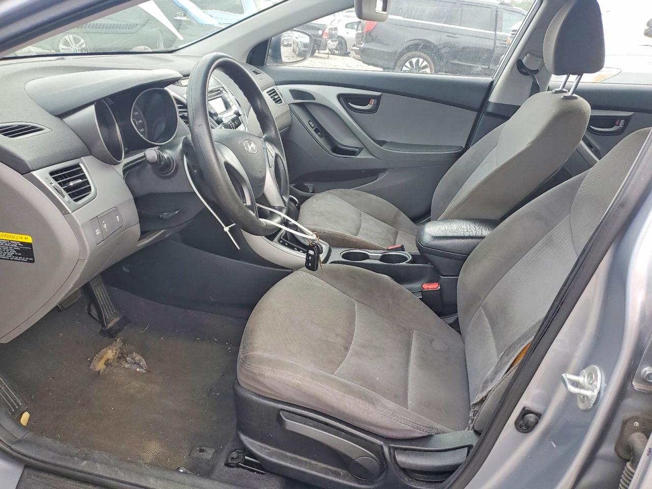 2016 HYUNDAI ELANTRA SE photo 7