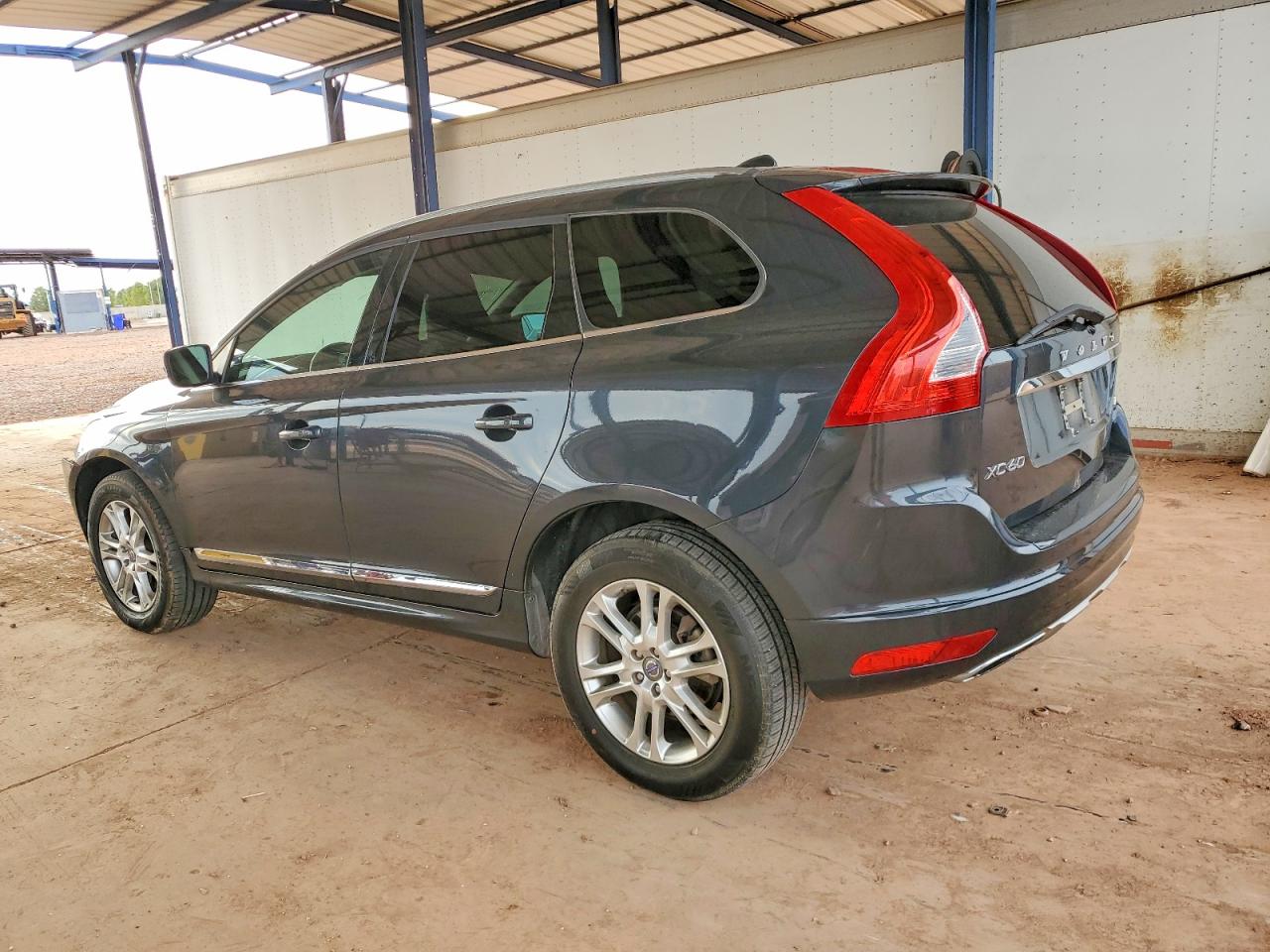 2015 VOLVO XC60 T5 PREMIER photo 2