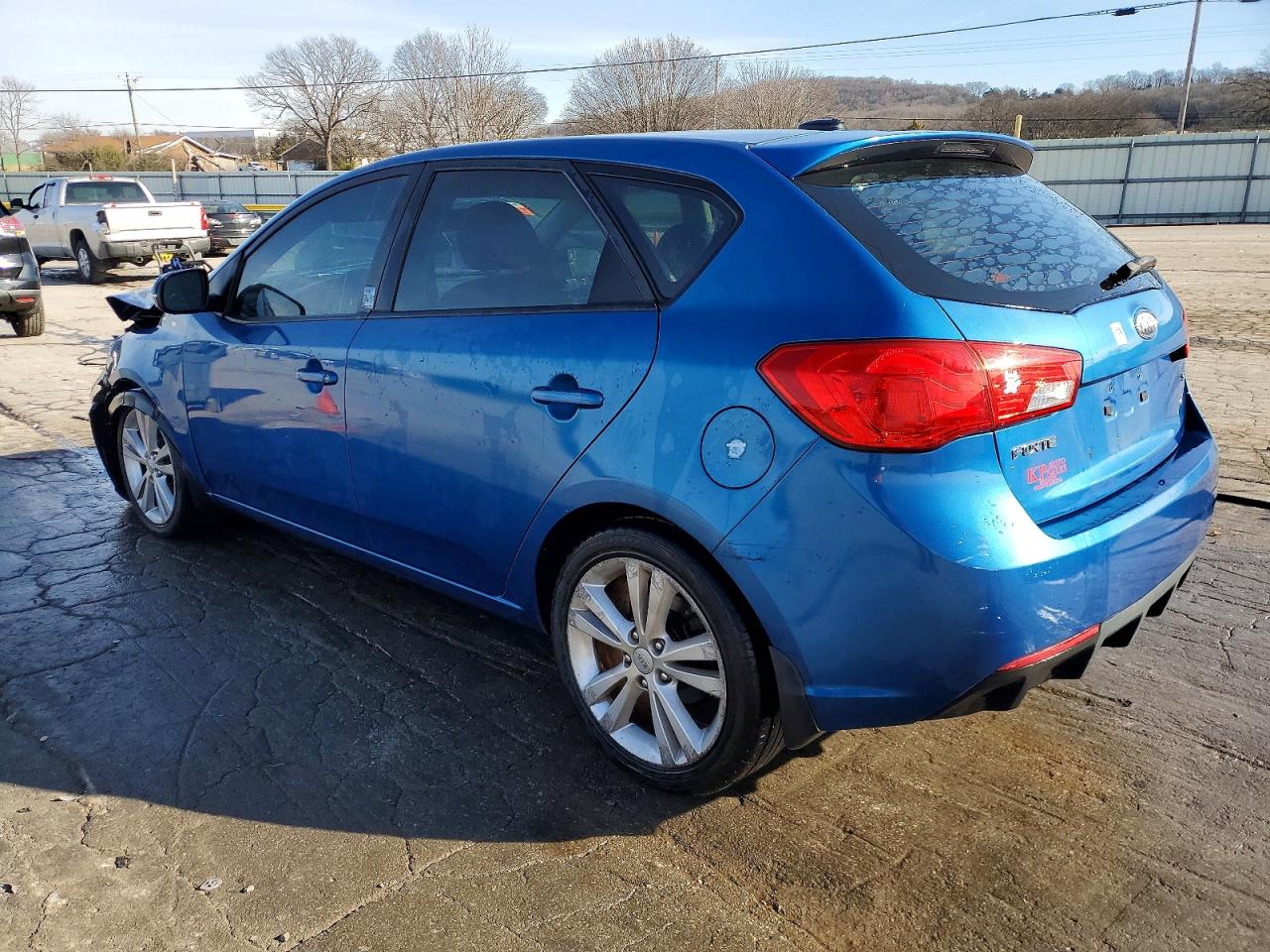 2013 KIA FORTE SX photo 2