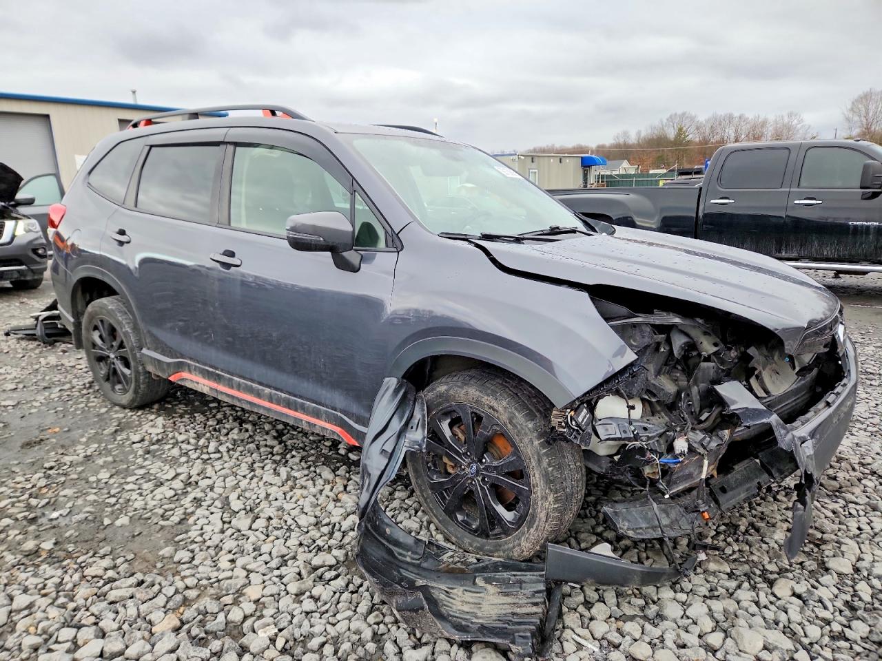 2021 SUBARU FORESTER SPORT photo 4