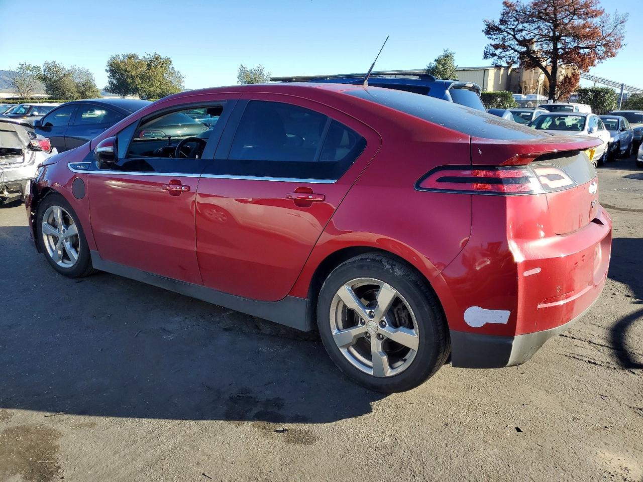 2014 CHEVROLET VOLT photo 2