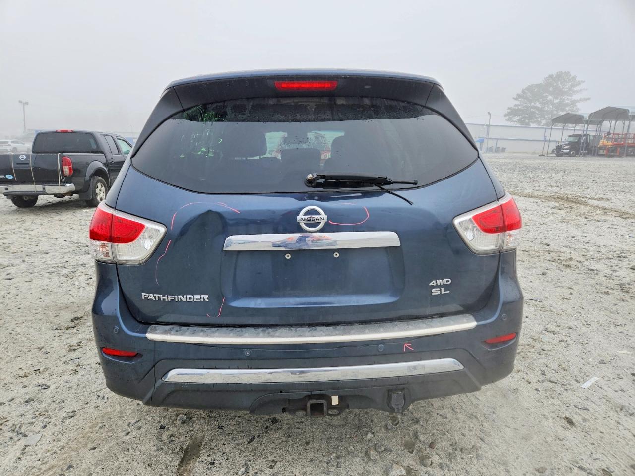2013 NISSAN PATHFINDER S photo 6