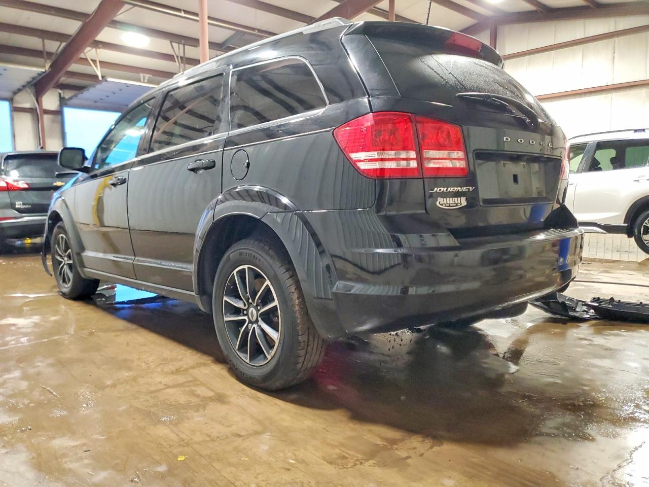 2018 DODGE JOURNEY SE photo 2