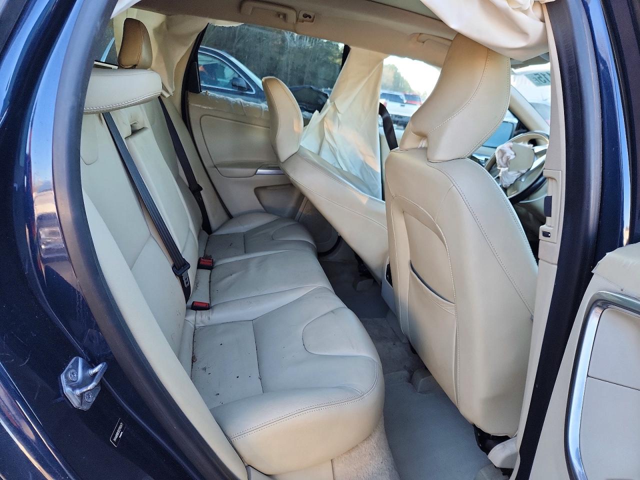 2015 VOLVO XC60 T5 PREMIER photo 11