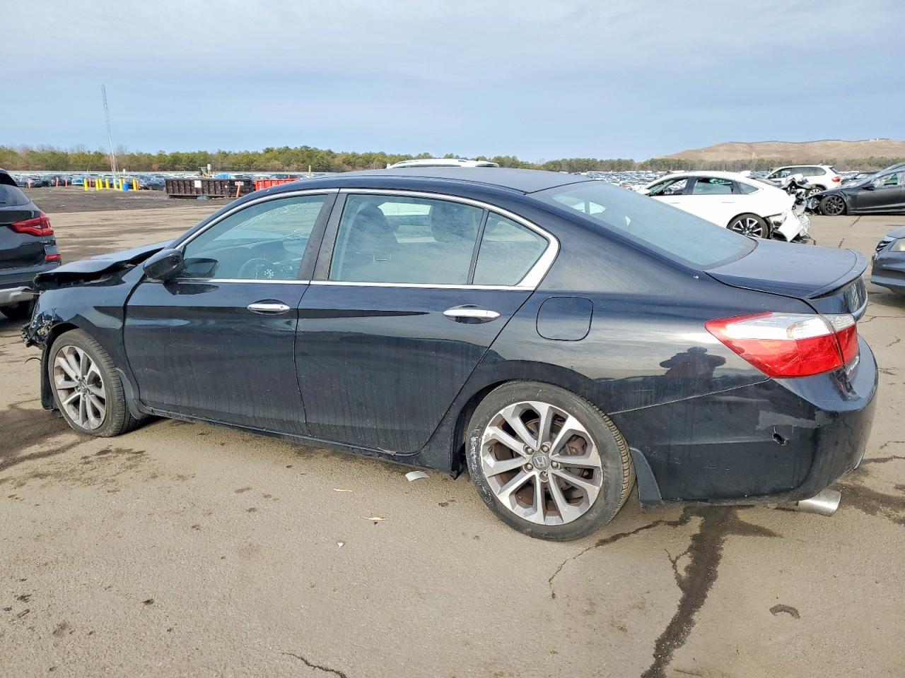 2015 HONDA ACCORD SPORT photo 2