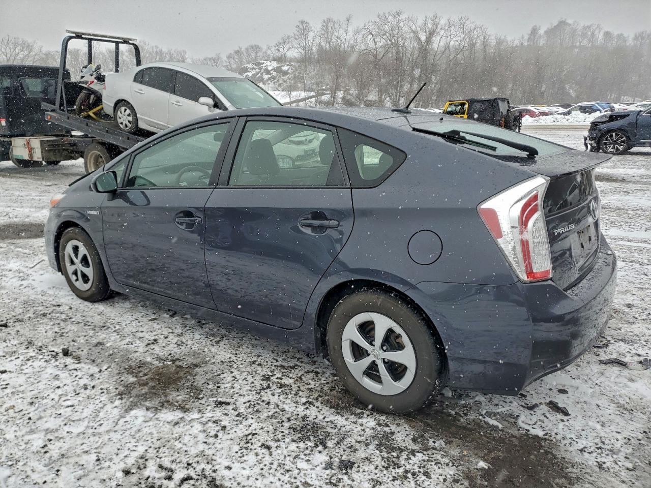 2012 TOYOTA PRIUS photo 2