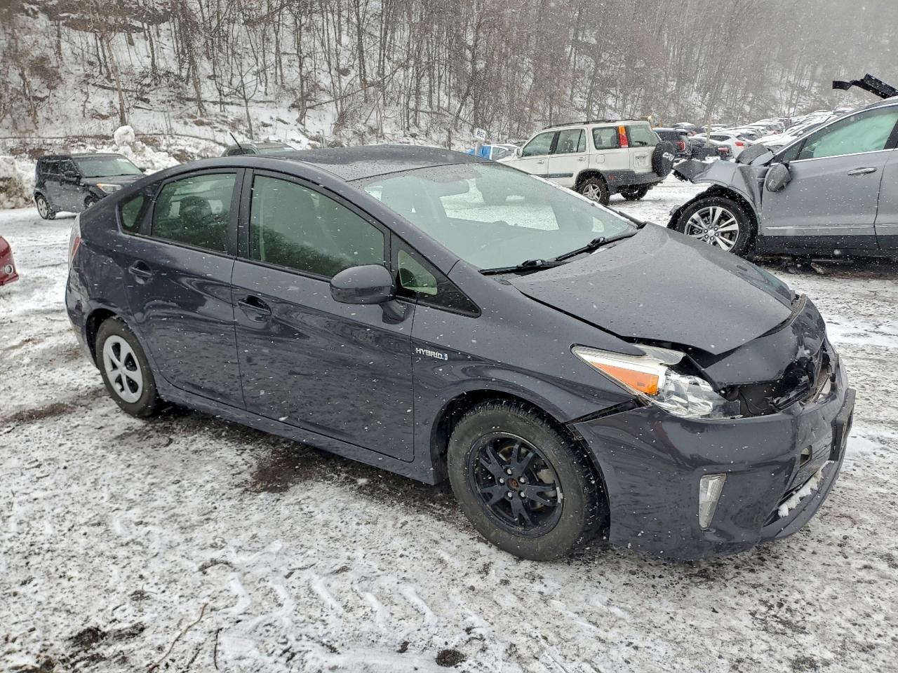 2012 TOYOTA PRIUS photo 4